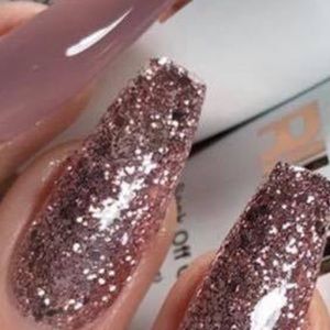 Meet your Posher, Kenia